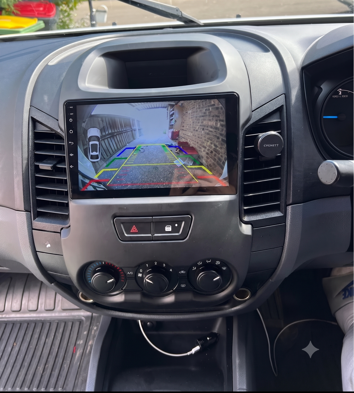 TerraNAV 9" Multimedia Navigation Radio - TNS91 DIY Plug&Play KIT - 2/32GB