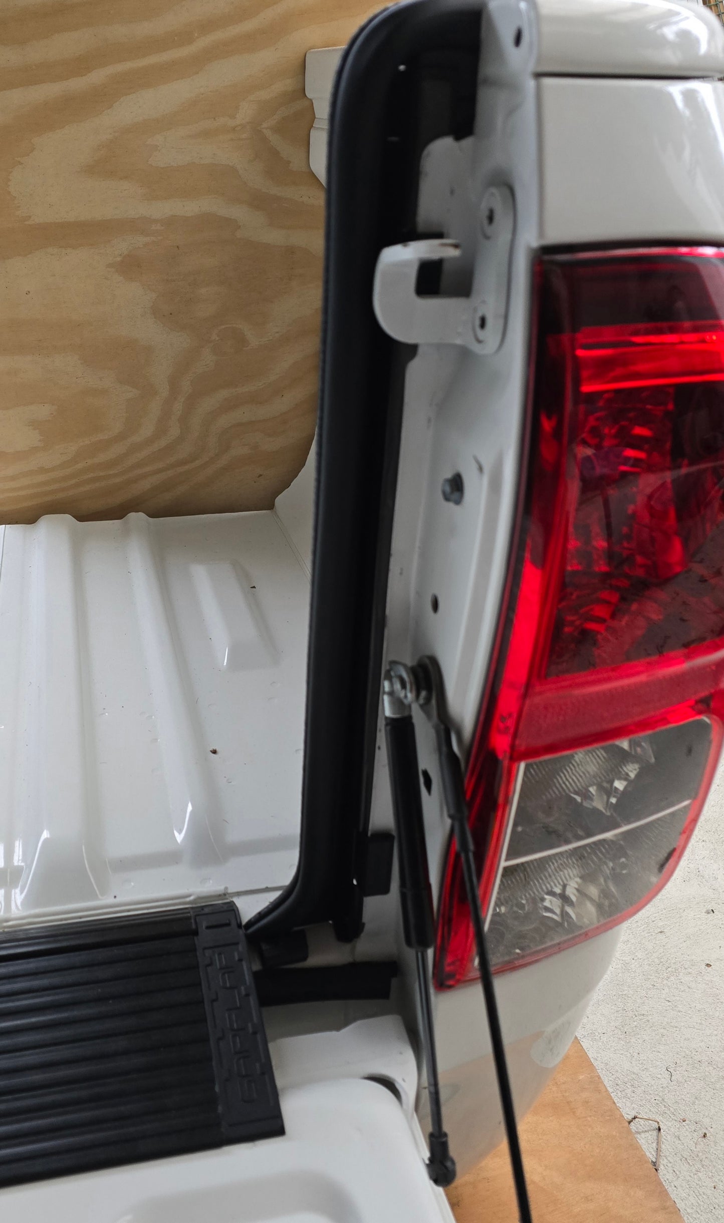 GAPFLAP Including Side Dust Seals